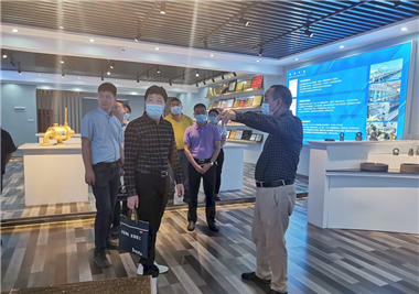 腳踏實地，行穩致遠——泉州市應急管理局副局長張樹武一行蒞臨閩旋科技考察安全生產標準化工作